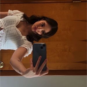 Meet your Posher, Alyvia